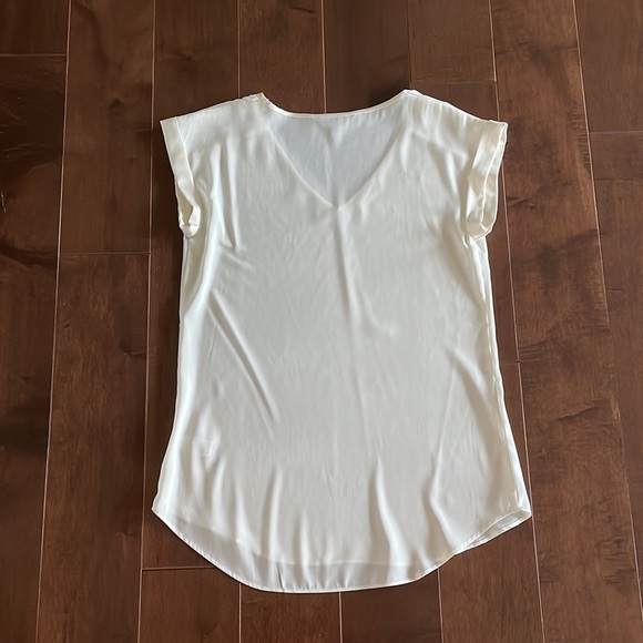 Express Top - Picture 2 of 3